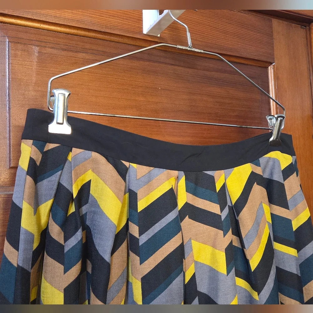 NWT Relished Pleated Chevron Print Skirt - Yellow, Gray & Black Sz XL - Picture 6 of 15